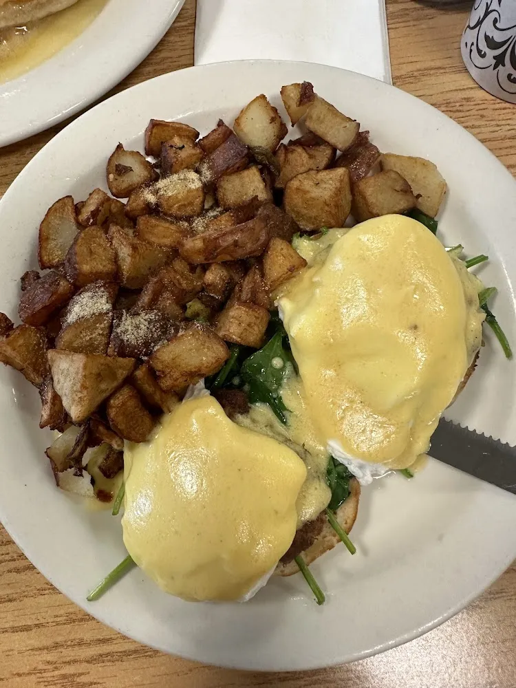 Crab Benedict